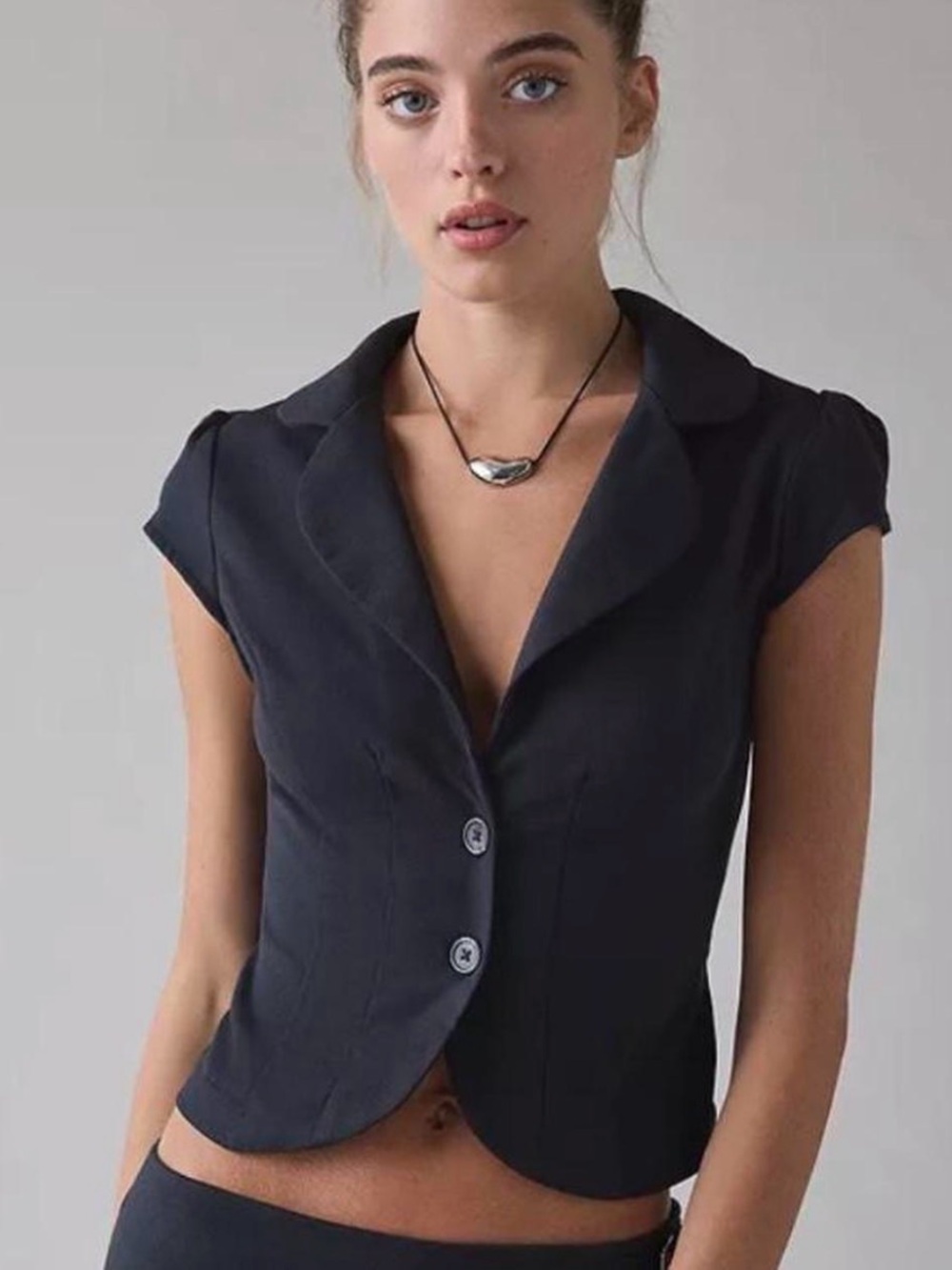 Urban Outfitters Daphne Blazer Top in Black